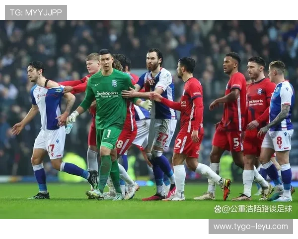 英超今日战况：焦点对决精彩纷呈，豪门球队激烈争夺积分！